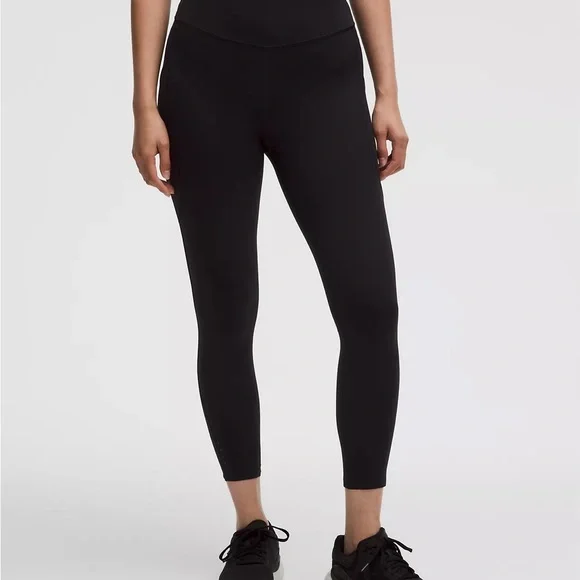 Lululemon Black Leggings Fast and Free High-Rise Tight - Picture 6 of 7